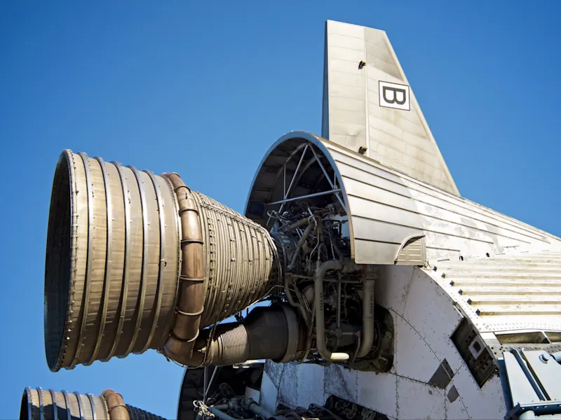 Nahaufnahme eines Space Shuttle-Triebwerks im NASA Space Center Houston. Houston, Texas, USA.