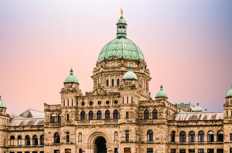 Wunderschönes klassisches Parlamentsgebäude in Victoria, British Columbia

