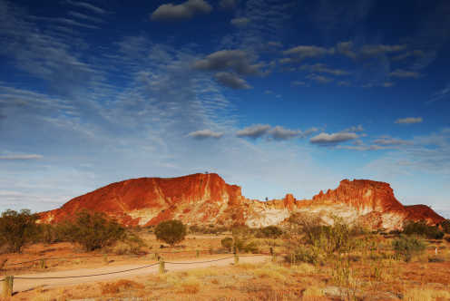 Blick auf das Rainbow-Valley bei Alice-Springs, Australien.