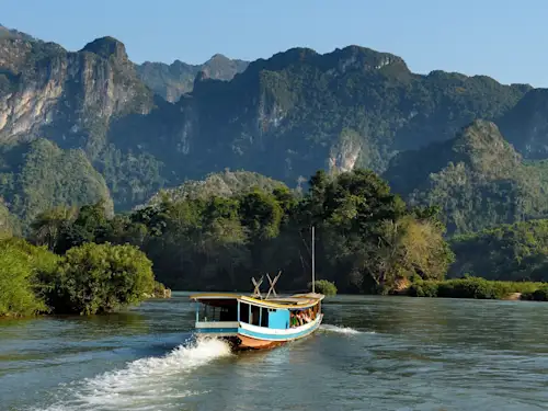Touristenboot auf dem Mekong.