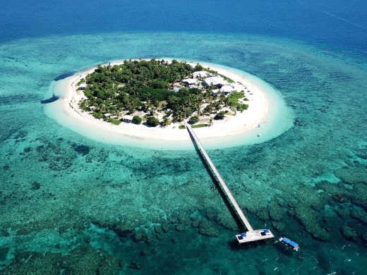 Luftaufnahme des Malamala Beach Club auf der Mamanuca Insel