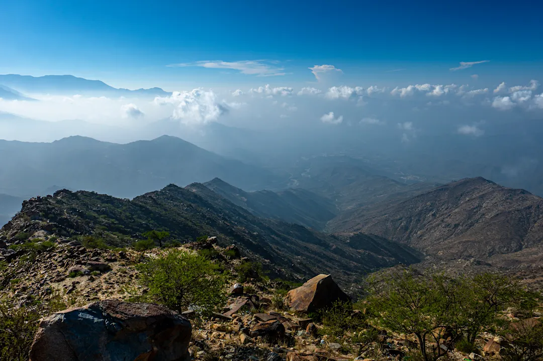 Sarawat-Bergen, Saudi-Arabien Malerische Berglandschaft der Sarawat-Bergen, Saudi-Arabien.