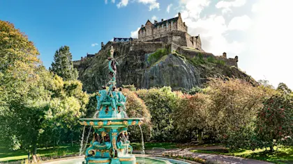 UK and Greece Itinerary: 11 Days of History & Islands - Image 1