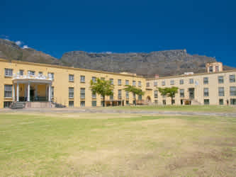 Castle of Good Hope with Table Mountains in the background, Cape Town, South Africa. 