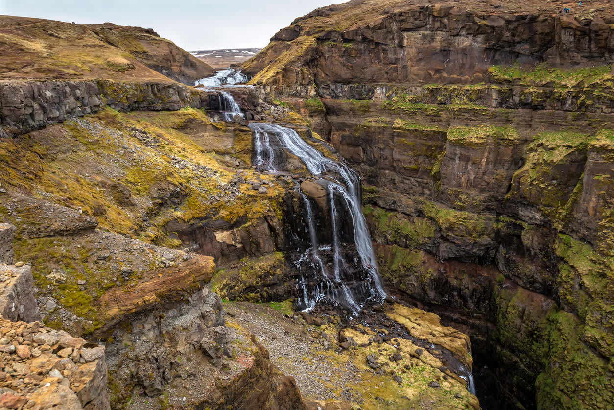 Glymur ist der höchste Wasserfall Islands - ein Muss auf Ihre Island Wanderreise 