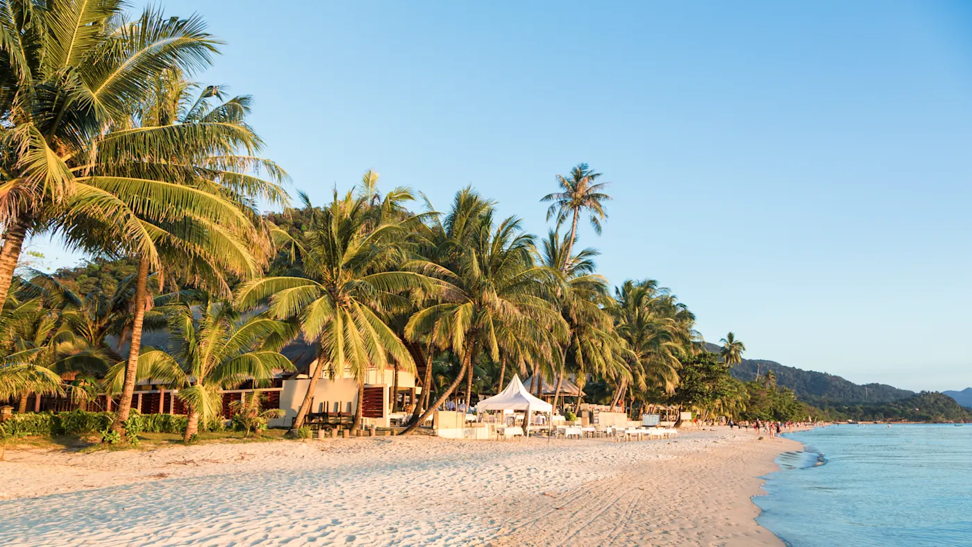 Thailand, Koh Chang Weißer Sandstrand in Koh Chang