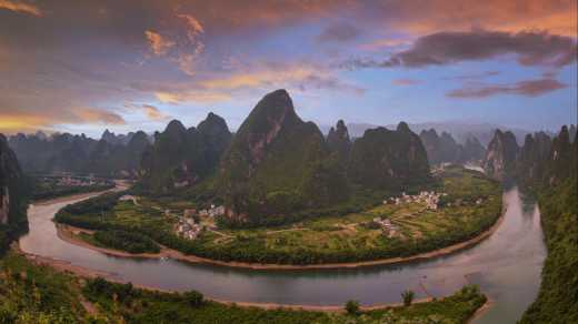 Xianggong Hügellandschaft von Guilin, Li Fluss und Karstgebirge