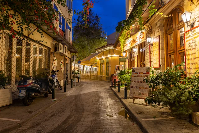 Athens Itinerary: 5 Days of Ancient History & Scenic Day Trips