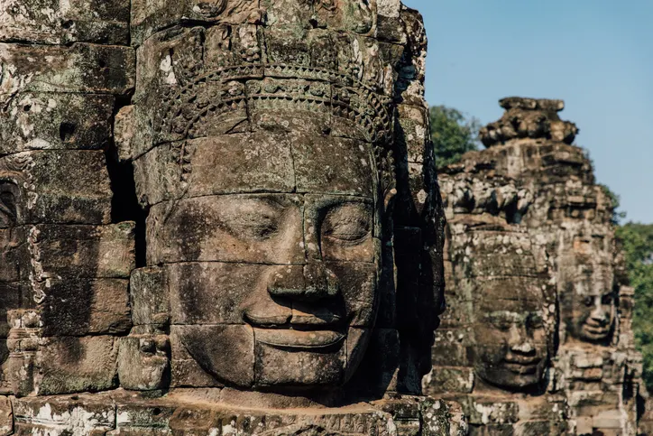 Asien Kamboscha Bayon-Tempel Alle Türme dieses Tempels zeigen bis zu sieben Meter hohe lächelnde Gesichter