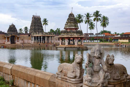 Hinduistische Tempelanlage in der Kleinstadt Karaikkudi im Bezirk Kanadukathan in der Region Tamil Nadu in Südindien.