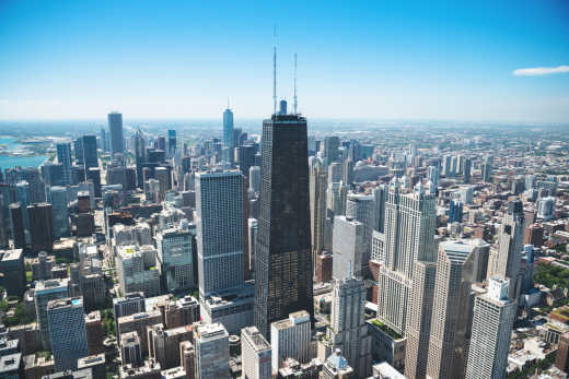 Aussicht vom Willis Tower beim Chicago Urlaub genießen