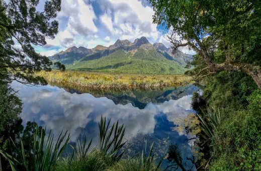 Mirror Lakes, sur l'île sud de la Nouvelle-Zélande