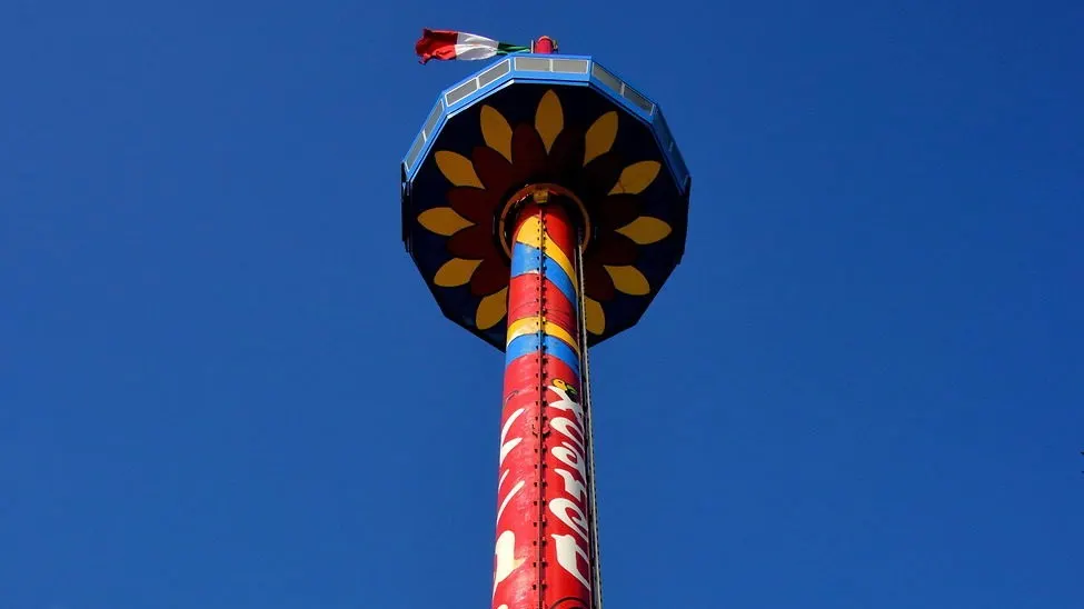 Nordamerika Mexiko Cancun Torre-Escenica Torre Escenica zu besteigen beim Cancun Urlaub