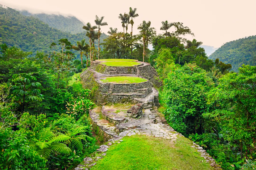 Blick auf die Ciudad Perdida (verlorene Stadt), eine der größten bisher wiederentdeckten antiken Städte Südamerikas