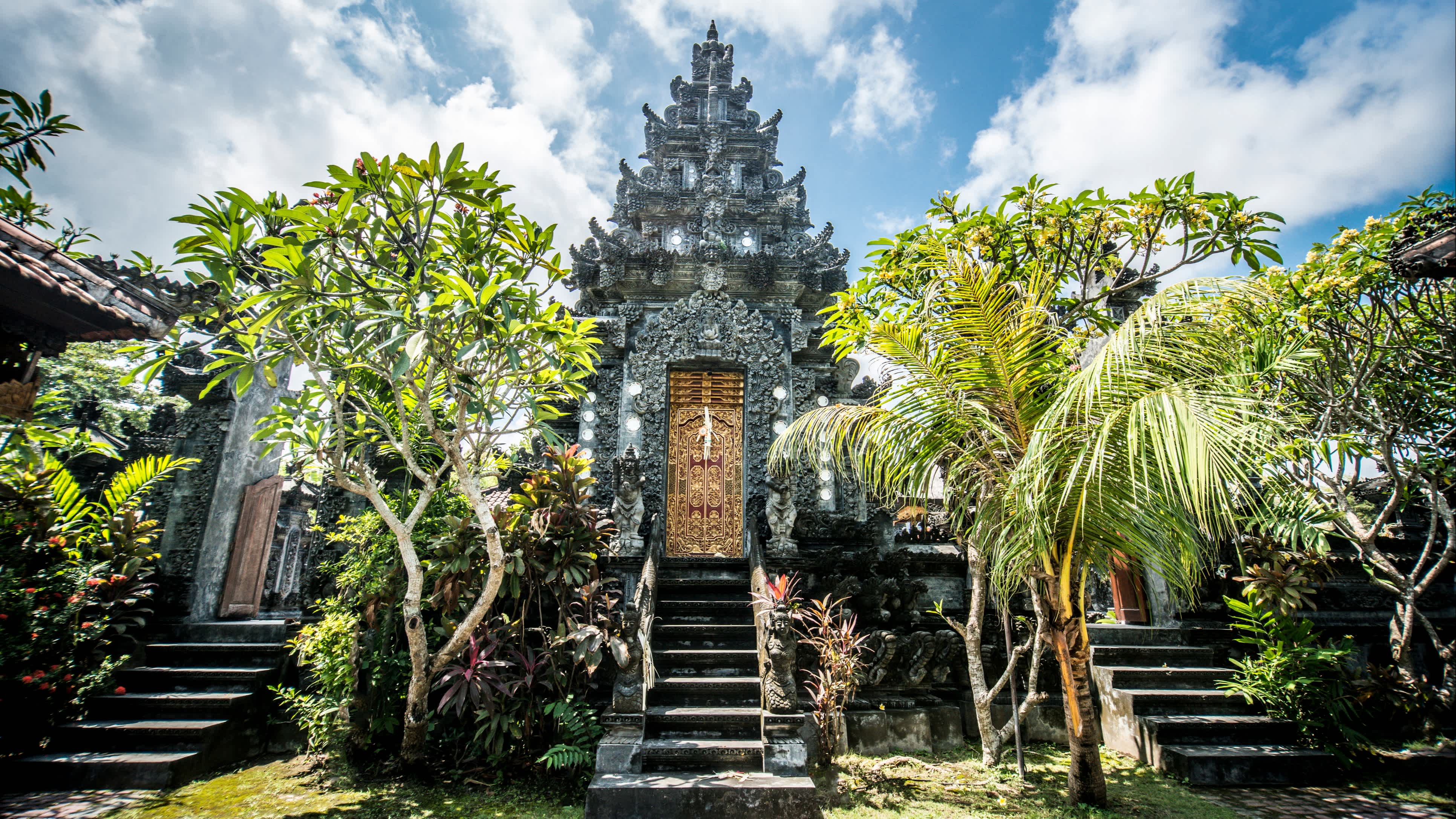 Visitez le temple d'Ubud à Bali en Indonésie