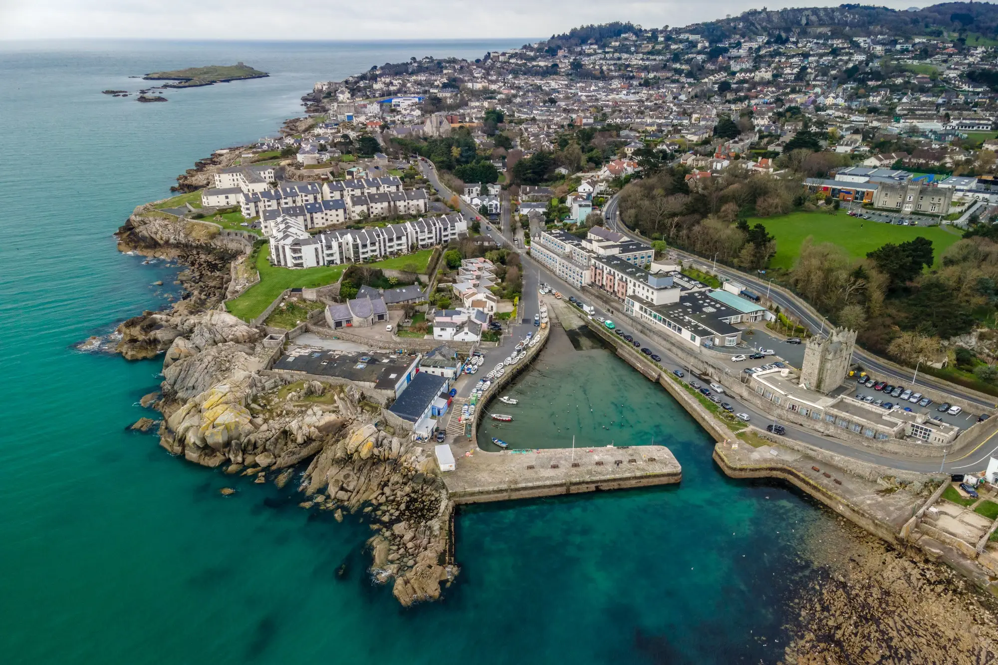 Irland, Dublin, Dalkey Eine Luftaufnahme von Bullock Hafen in Dalkey, Co. Dublin, Irland.