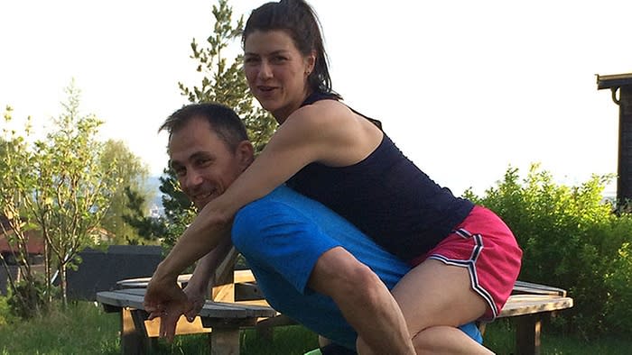 Easy workout for the whole family on the beach