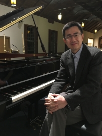 Music Director Ren Zhang at Community Church.