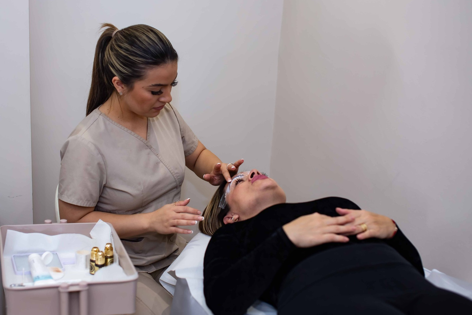 The Gloss   Treatment