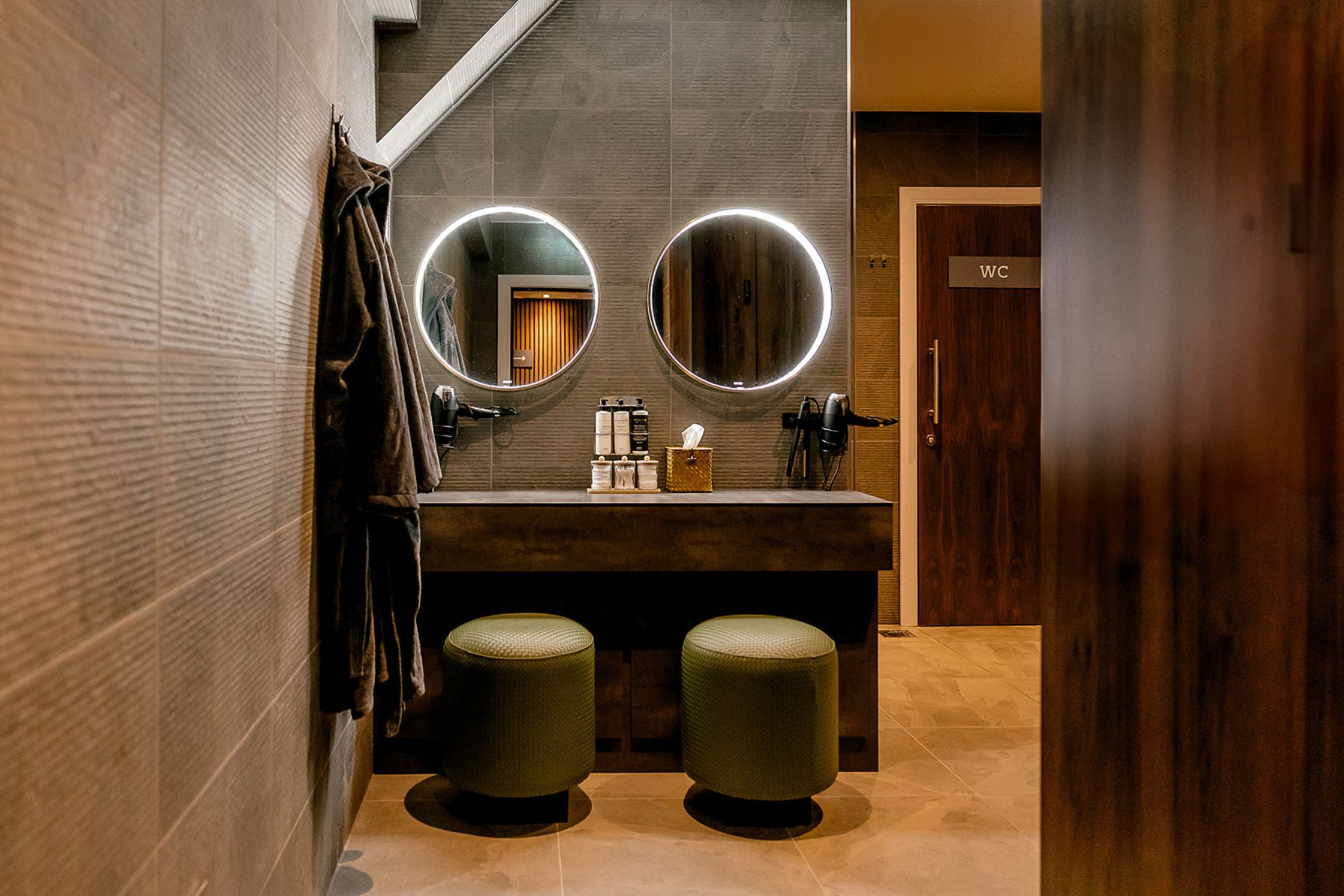 Norfolk Mead Hotel   Changing Rooms