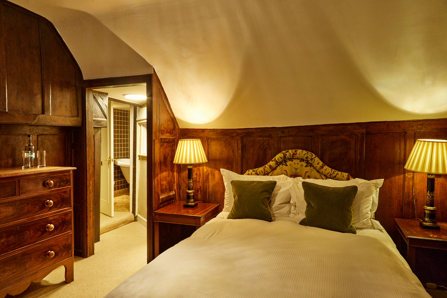 Ockenden Manor   Cosy Room