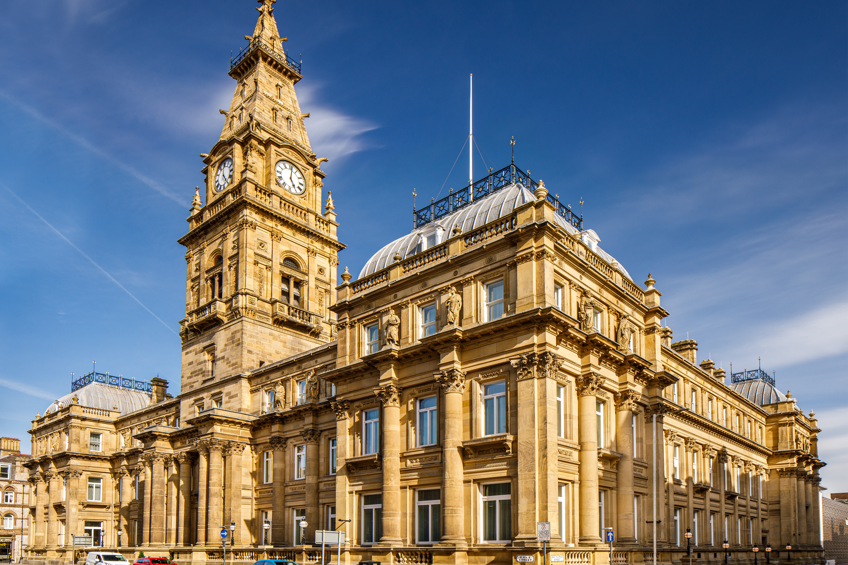 M Gallery   Exterior