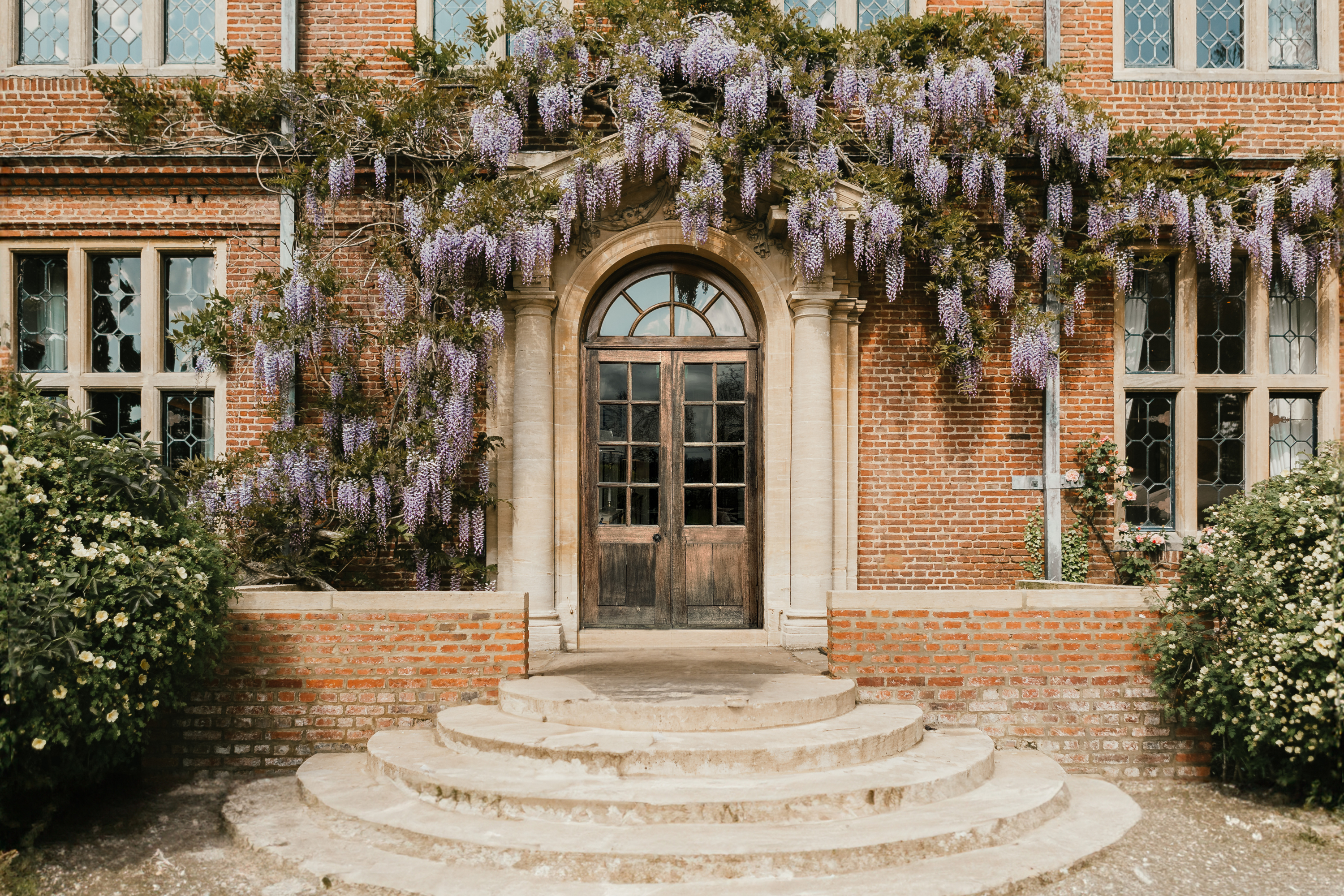 Horwood House   Back Of Manor With Wisteria