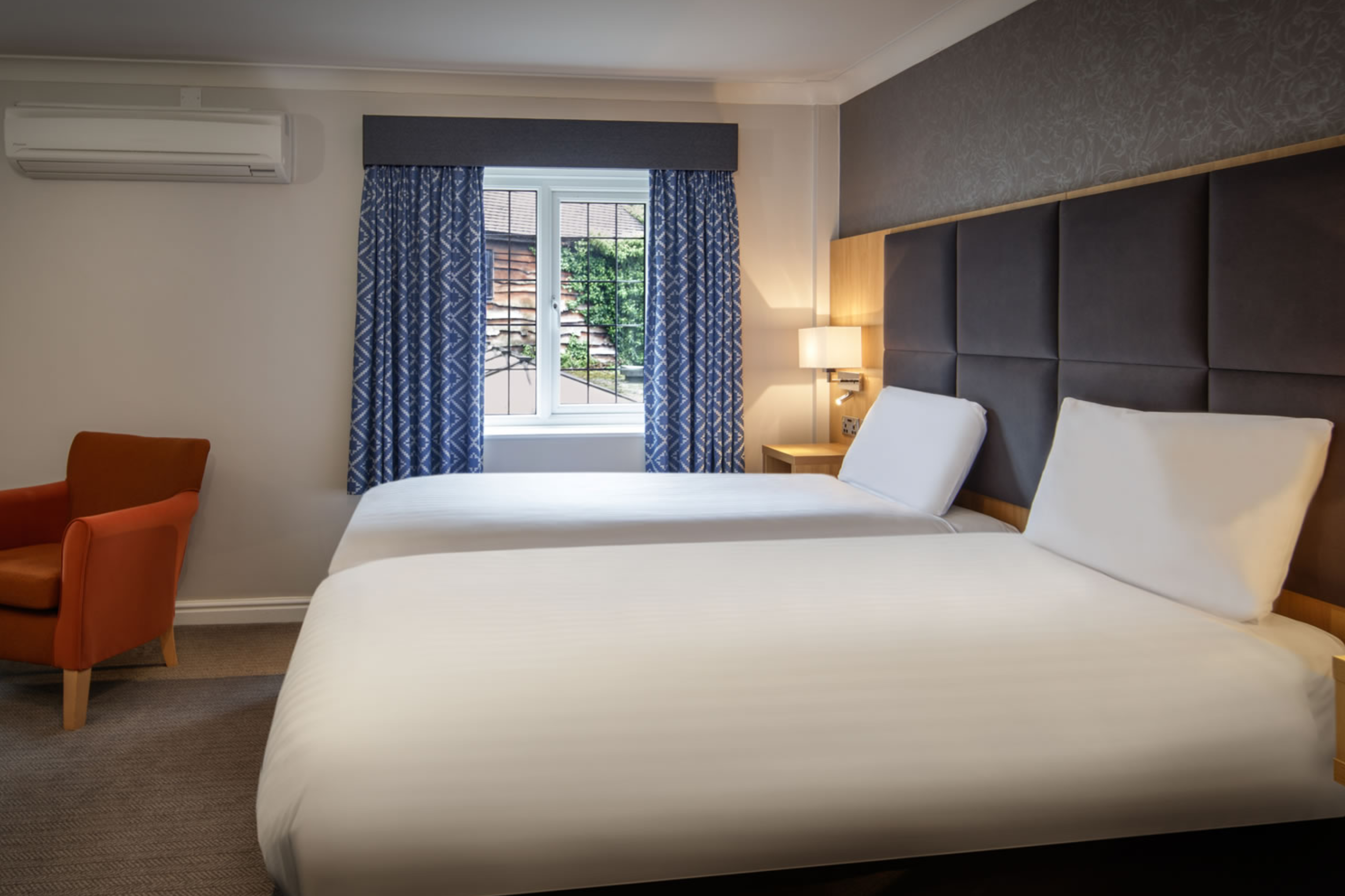 Sketchley Grange   Room 3