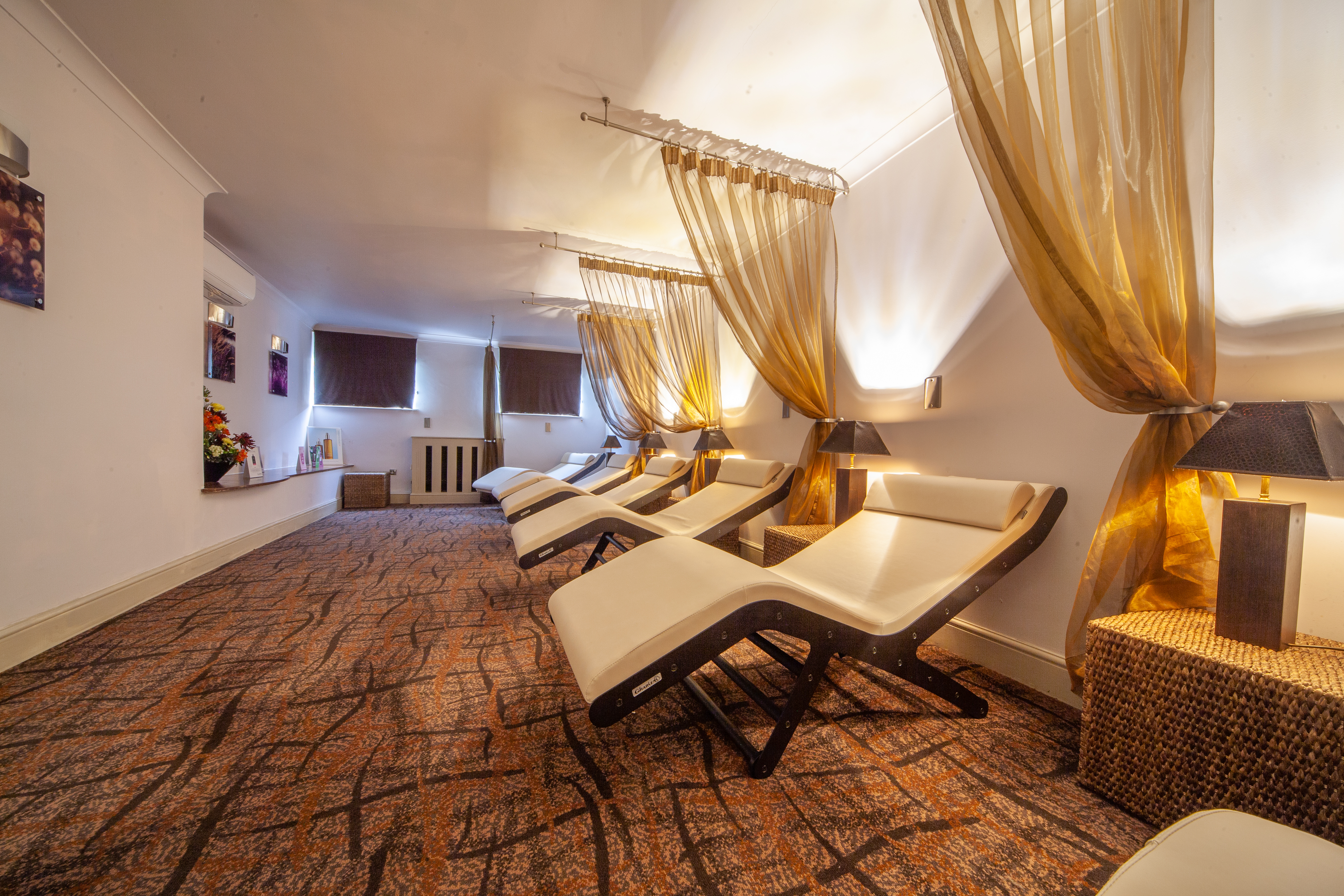 Brands Hatch Place   Lounge