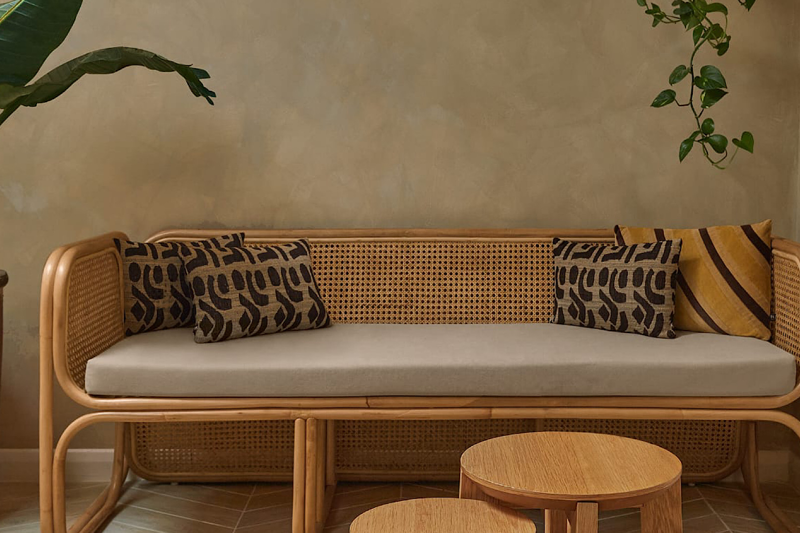 The Skin Co Spa   Chair