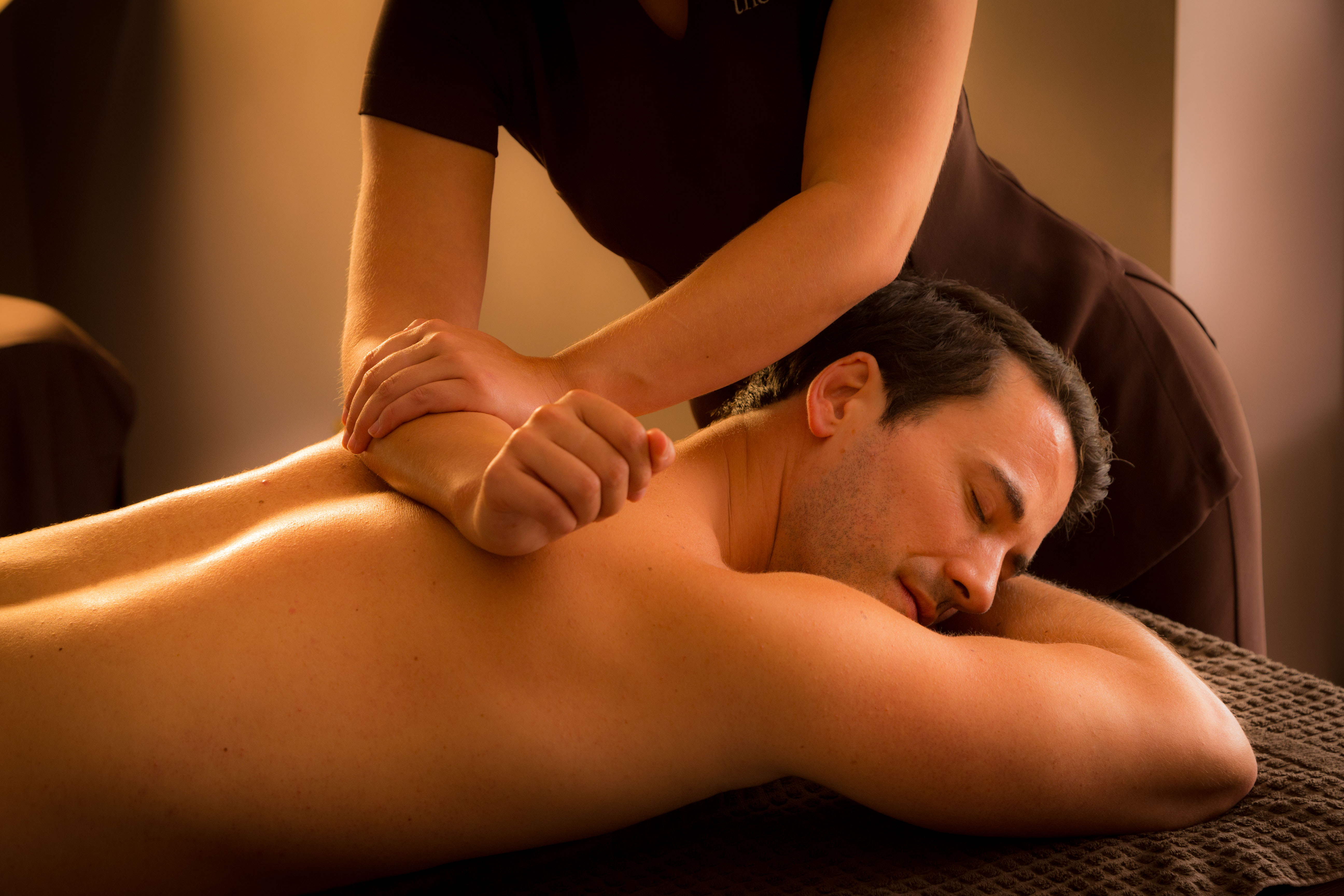 Bedford Lodge Hotel 5