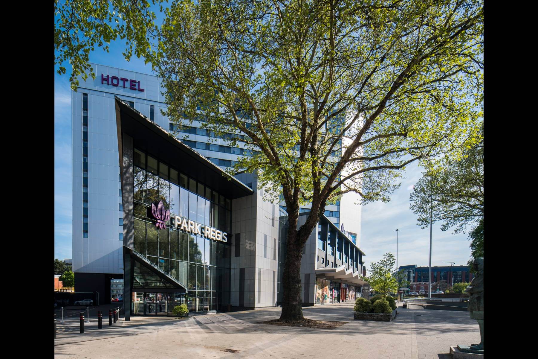 Luenire Spa At The Park Regis, Birmingham