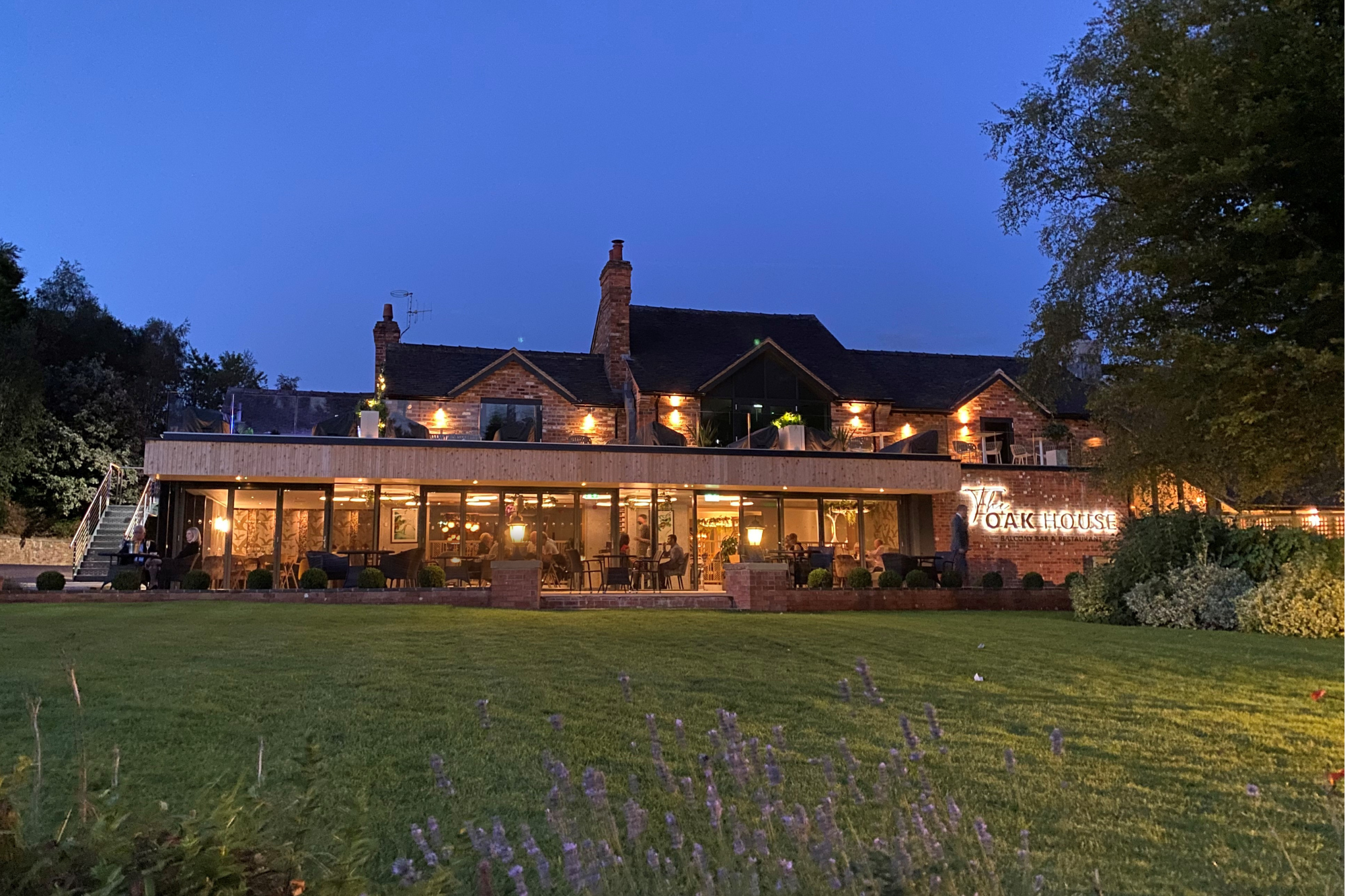 Moddershall Oaks   Exteior