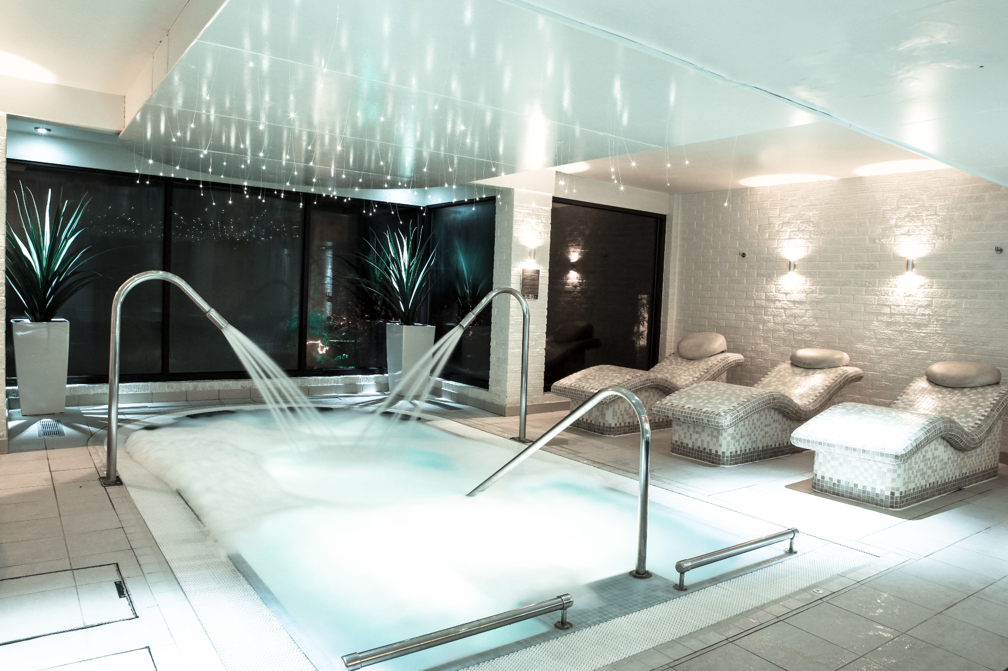 Moddershall Oaks   Hydrotherapy Pool