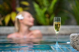 Spas with Champagne bars for classic romance