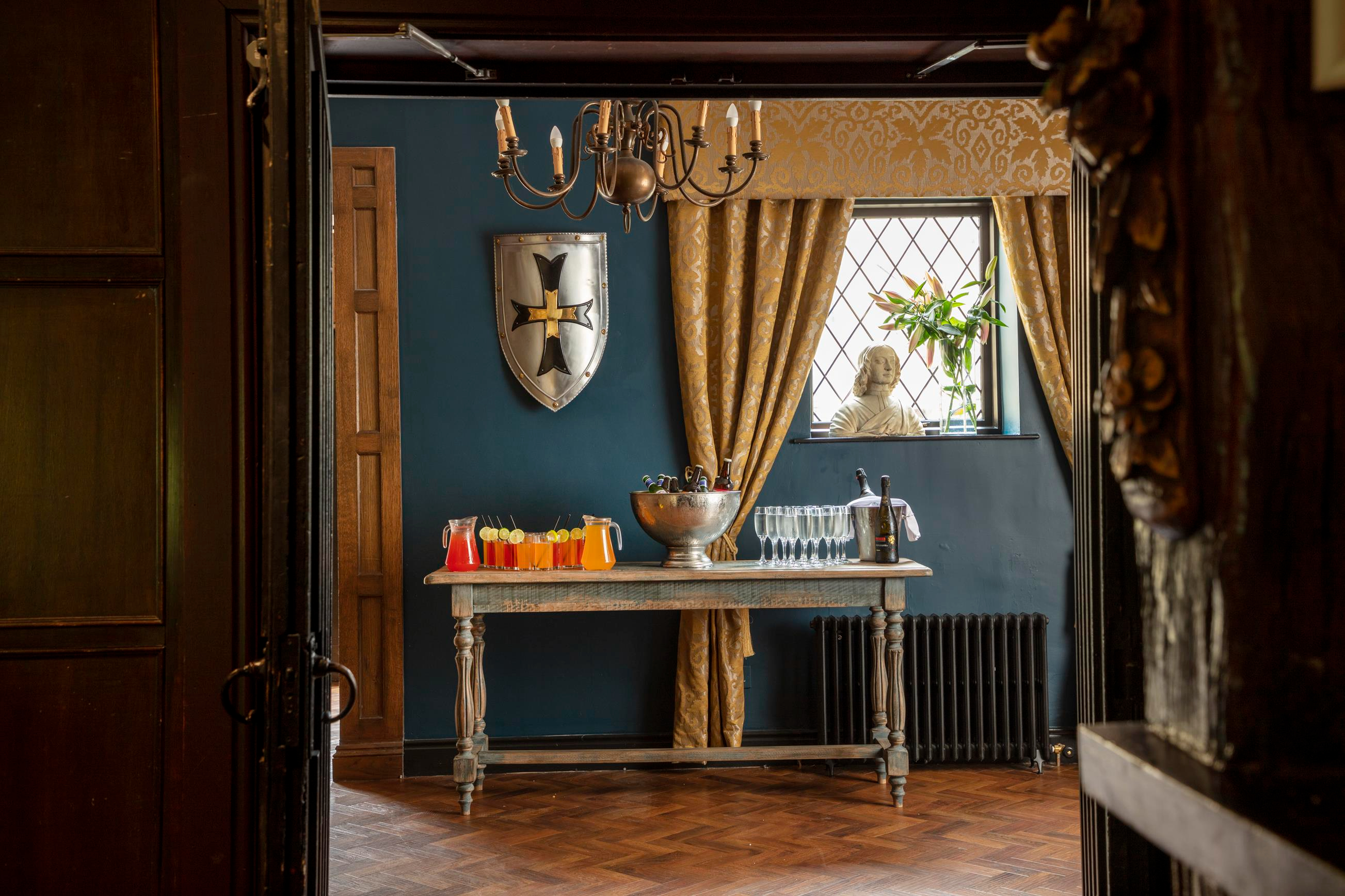 Manor House Durham   Hallway