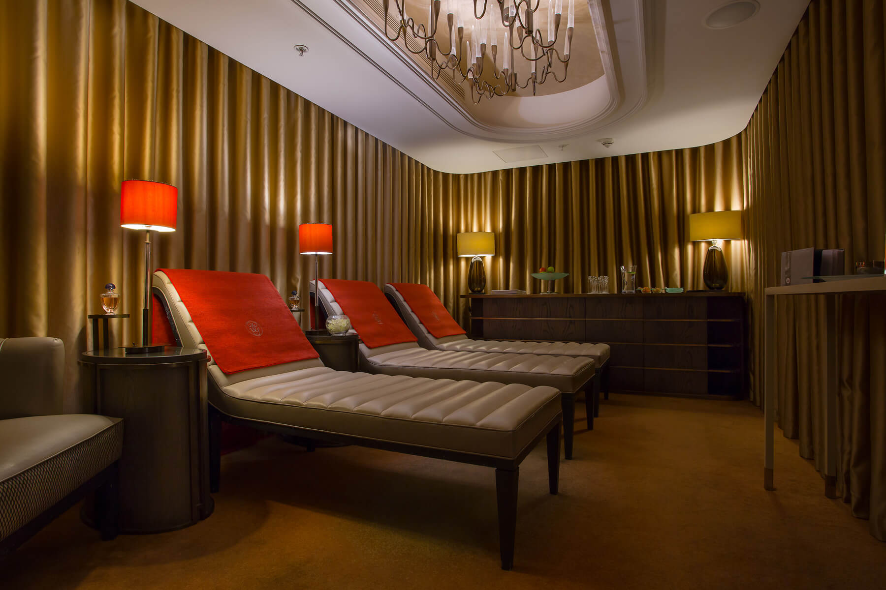 Waldorf Astoria Edinburgh – The Caledonian