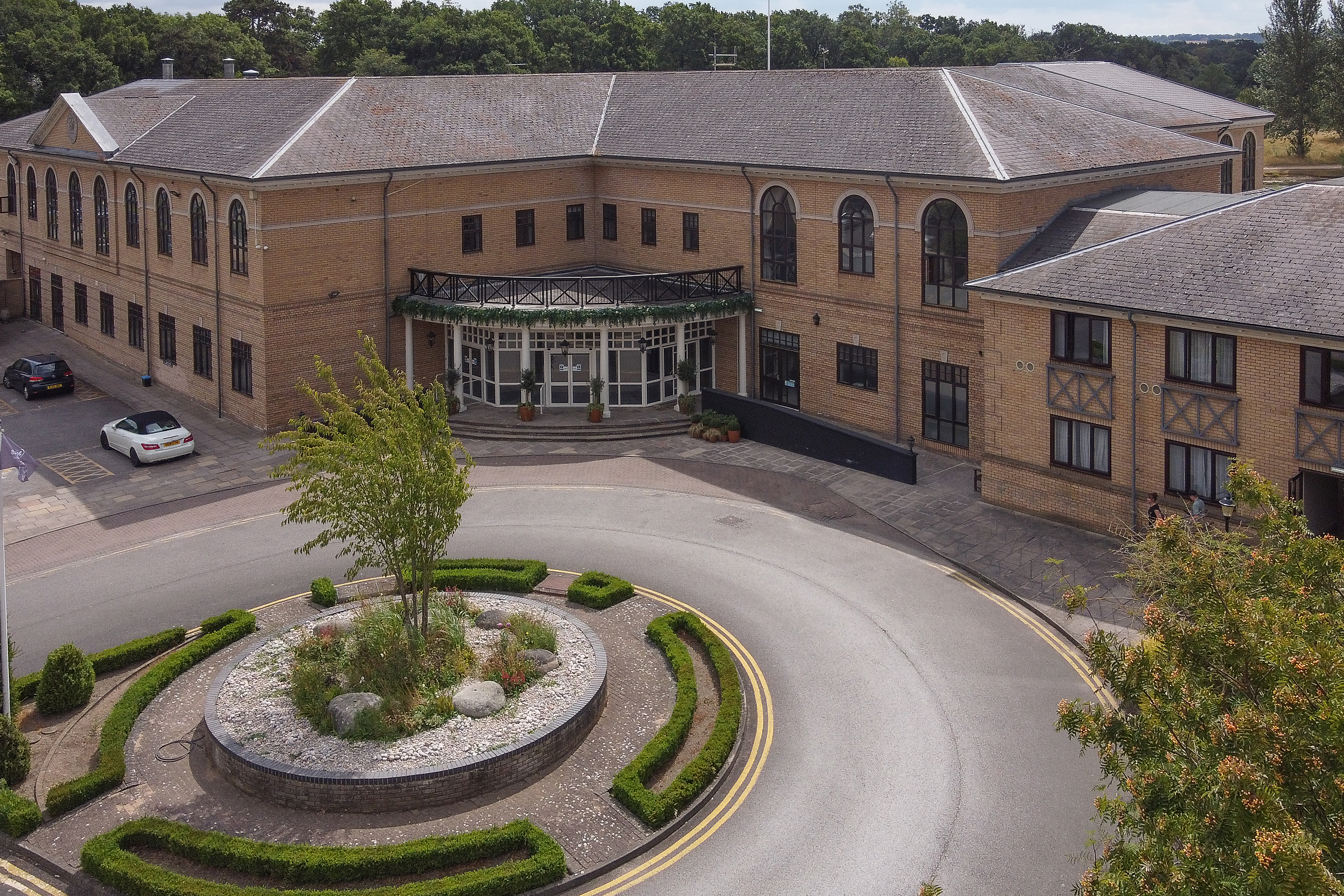 Belton Woods   Exterior