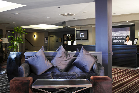 Village Spa Swindon 17