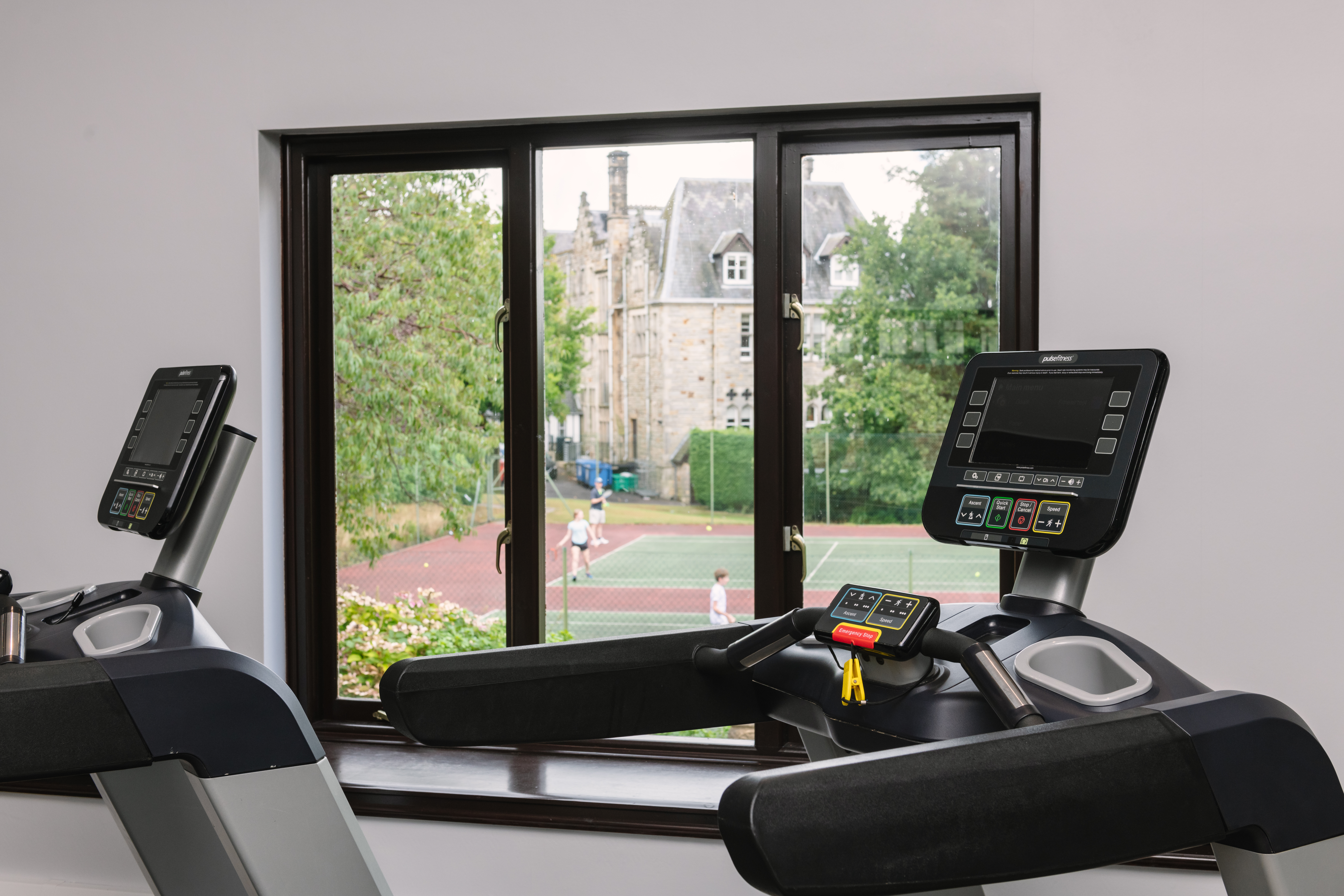 Ashdown Park   Gym And Tennis