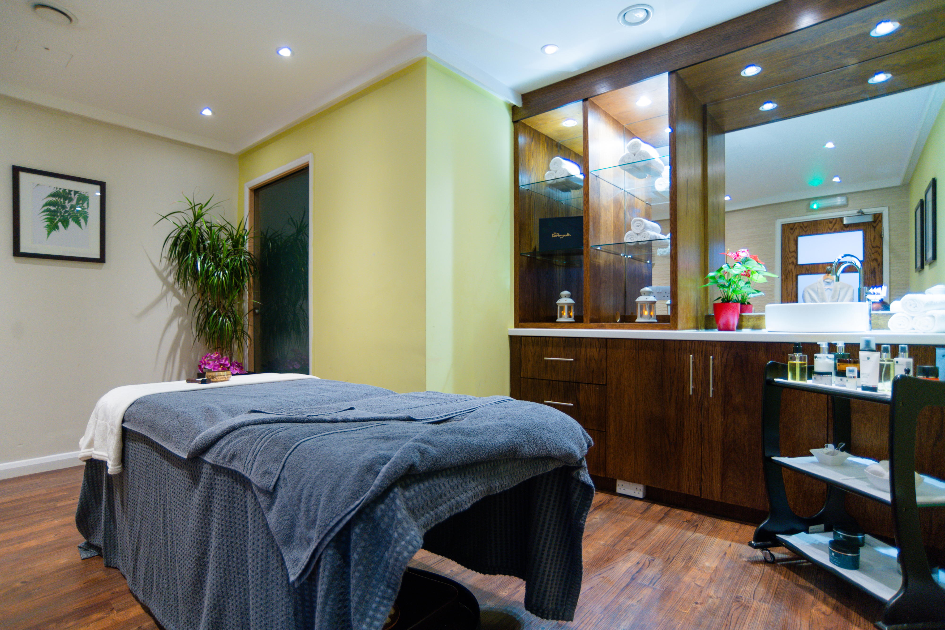 Best Western Dartmouth   Treatment Room