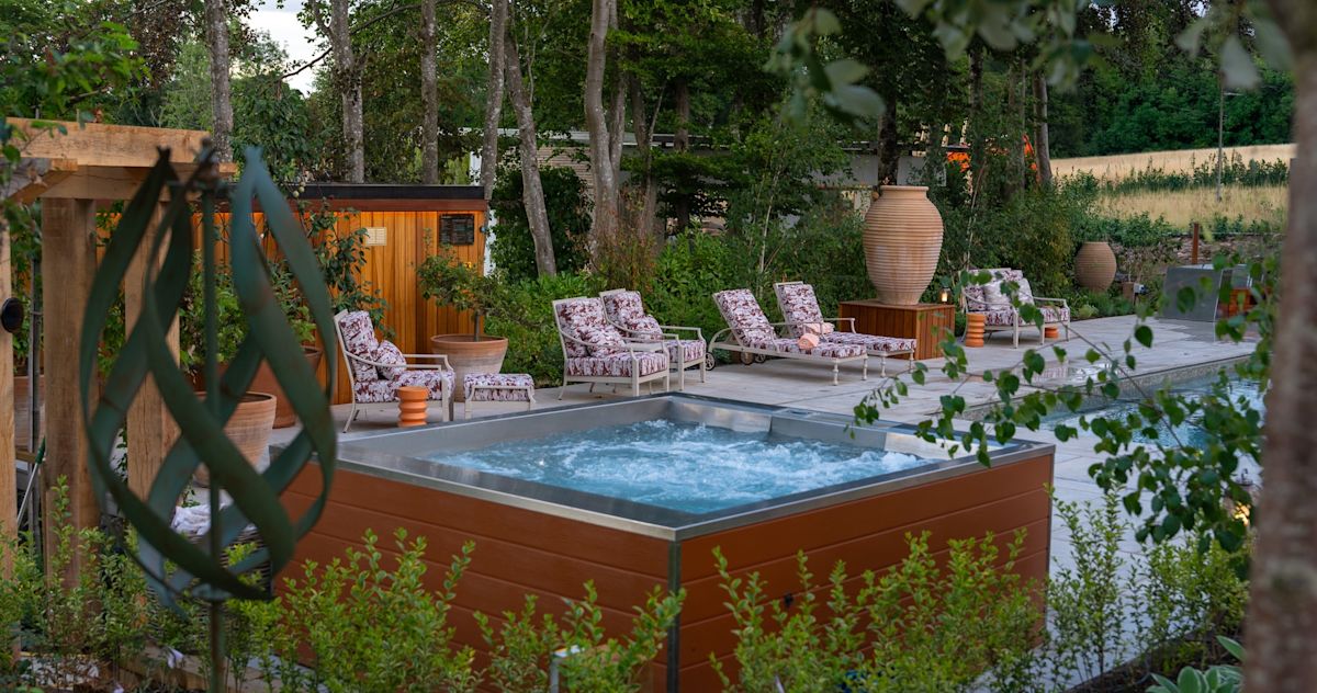 The Summer Lucky Dip: Win Over £10,000 in Spa Prizes