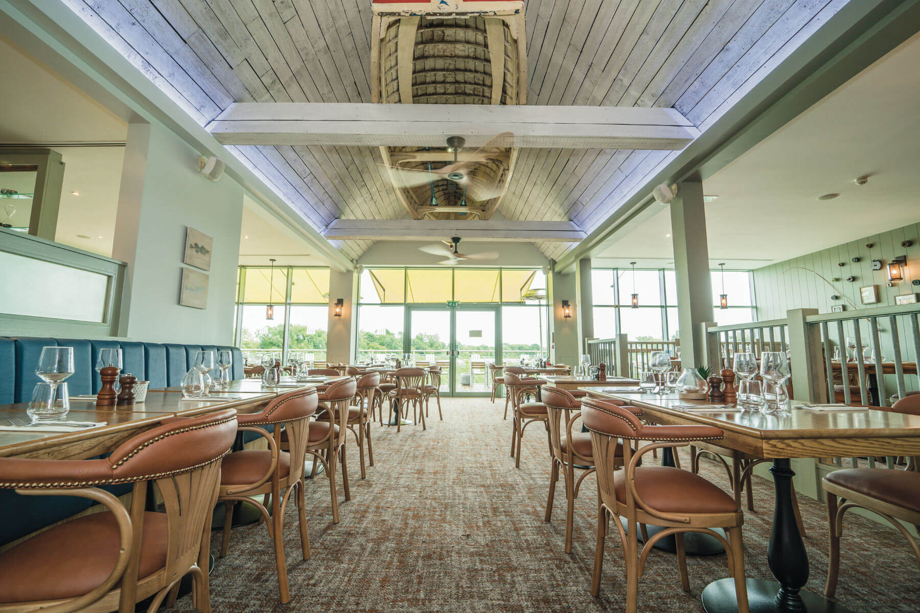 De Vere Cotswold Water Park 7