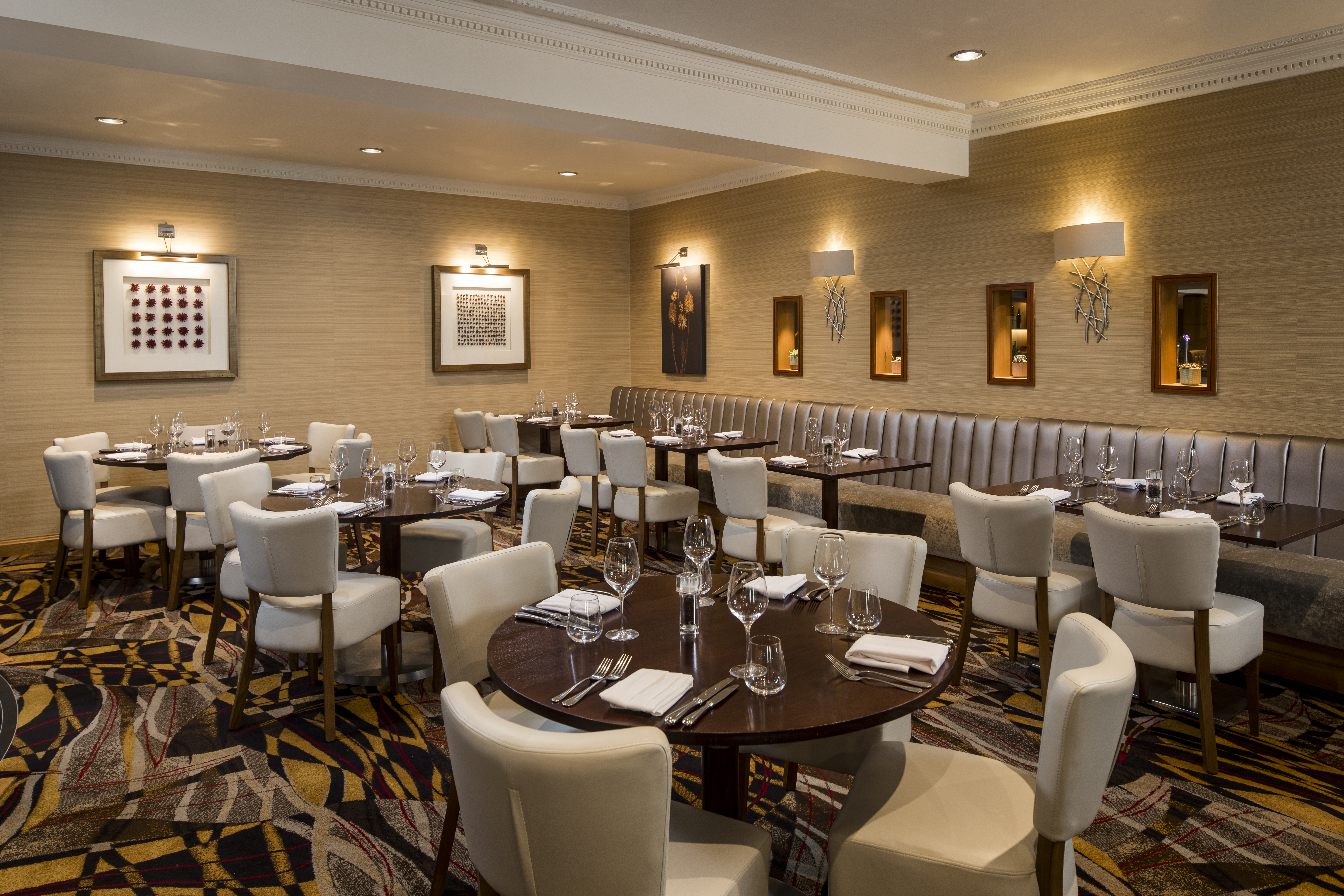 Q Park Royal   Restaurant