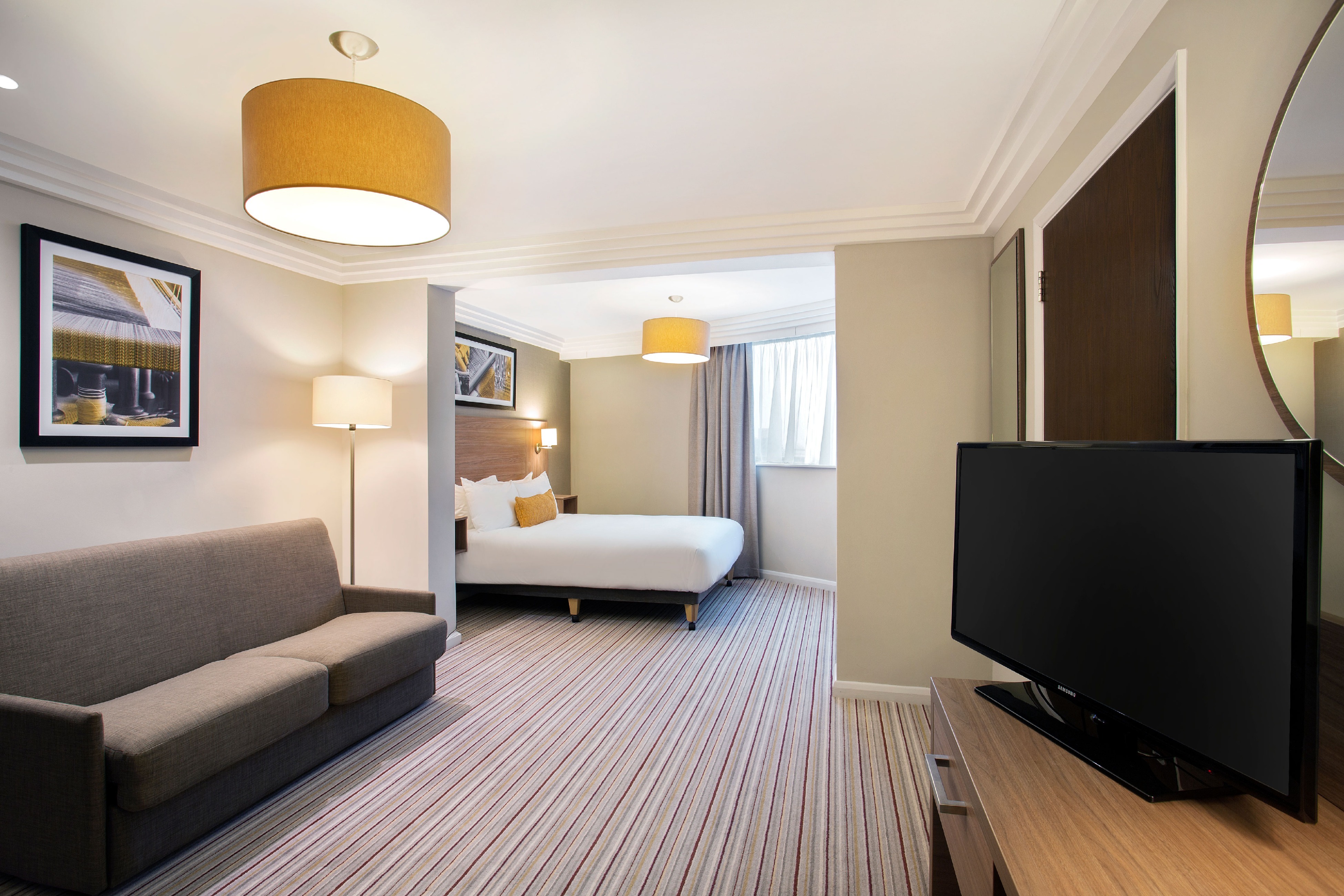 Jurys Inn Hinckley Island Accessible Bedroom