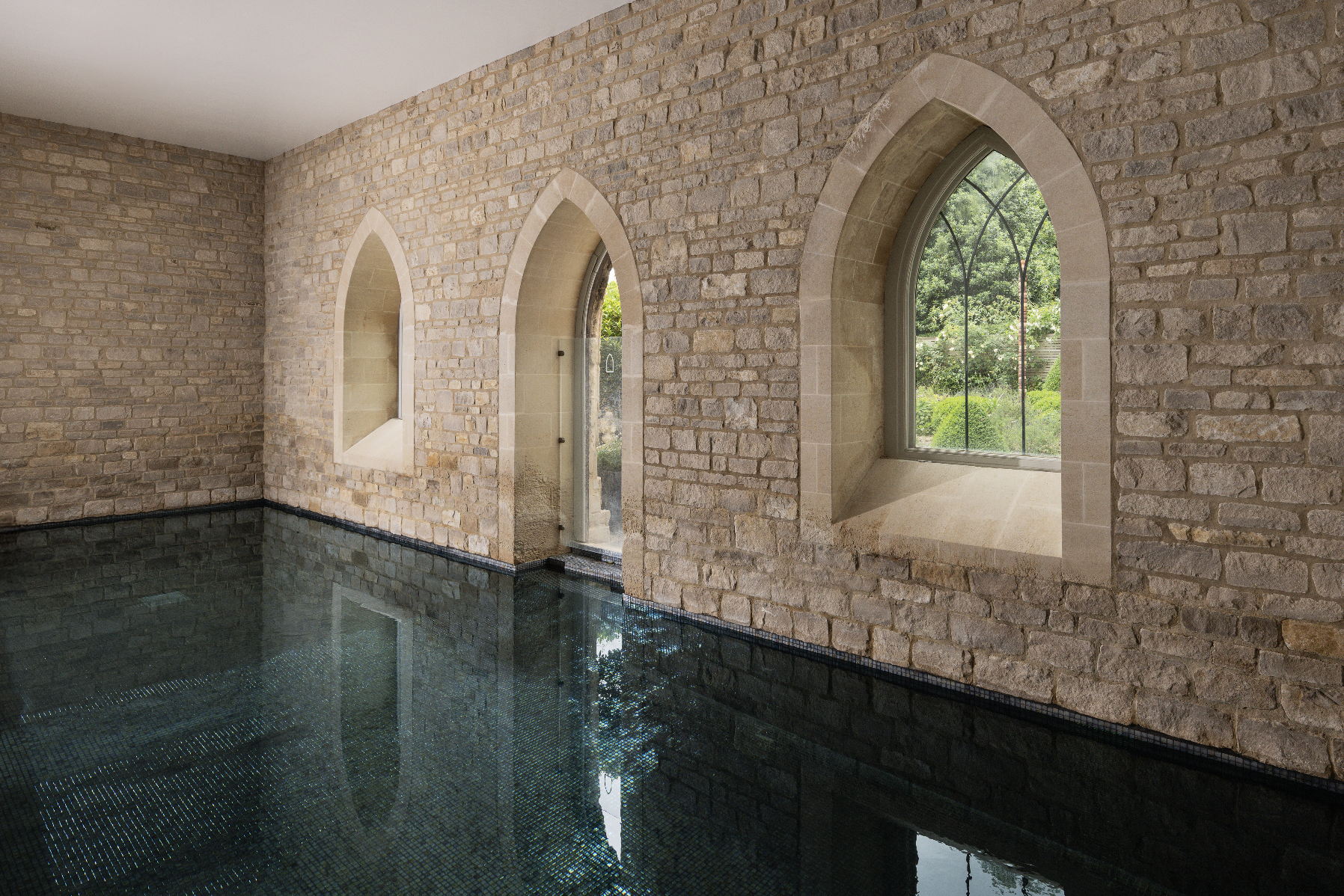 Royal Crescent   Relaxation Pool