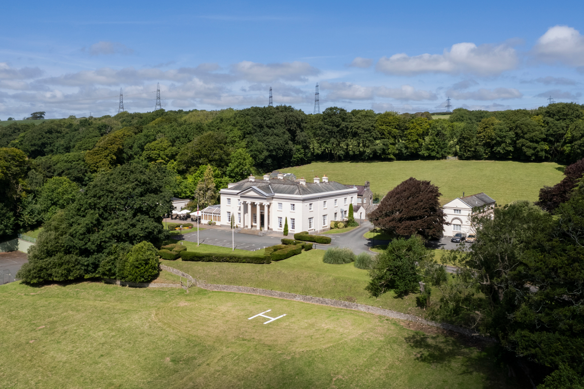 Lamphey Court Hotel   Exterior