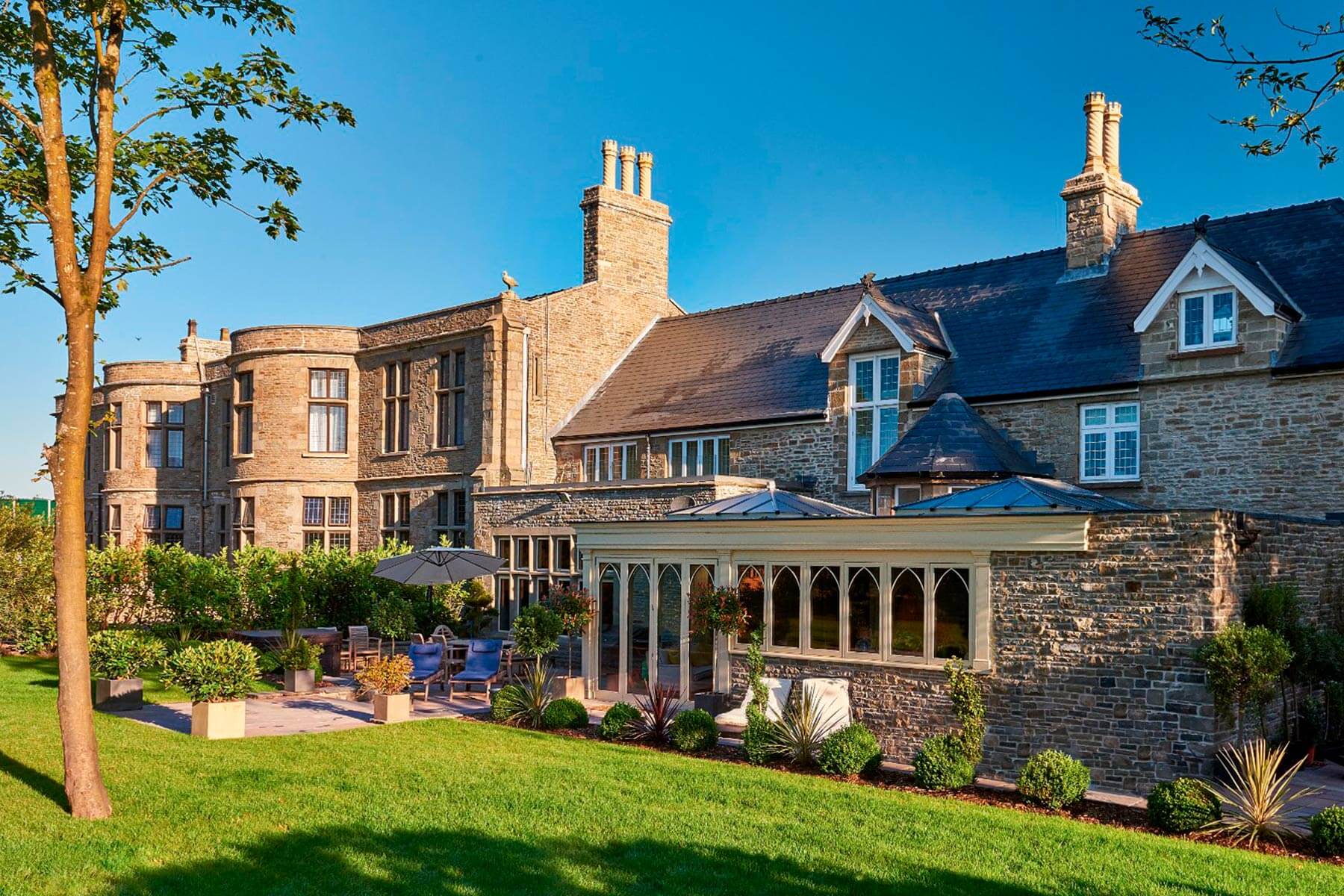 Lanelay Hall Hotel & Spa 1
