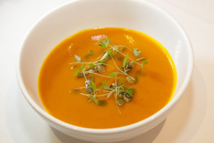 Pumpkin soup for a healthy Halloween recipe