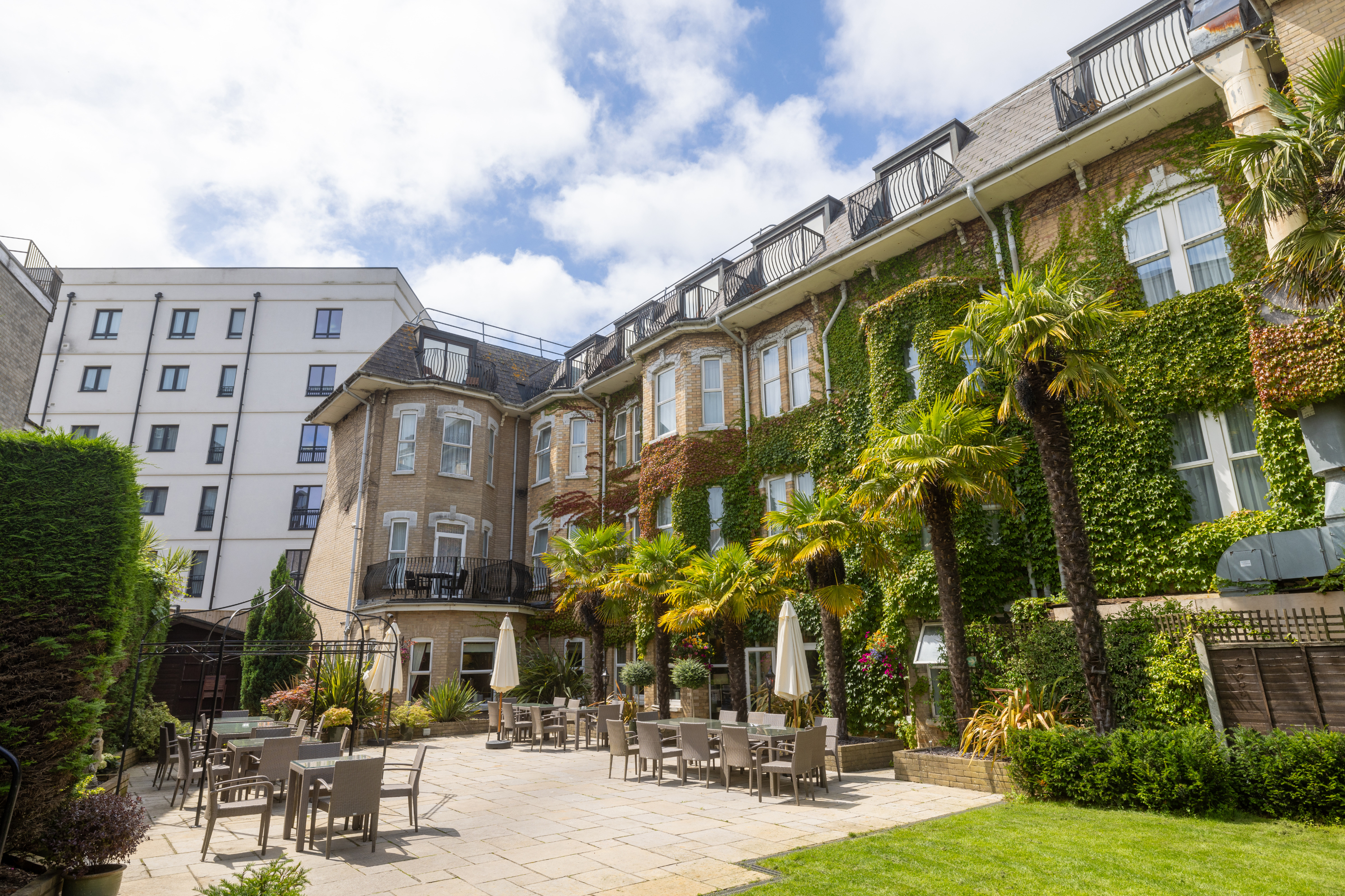 Bluewater Spa At Connaught   Exterior 7